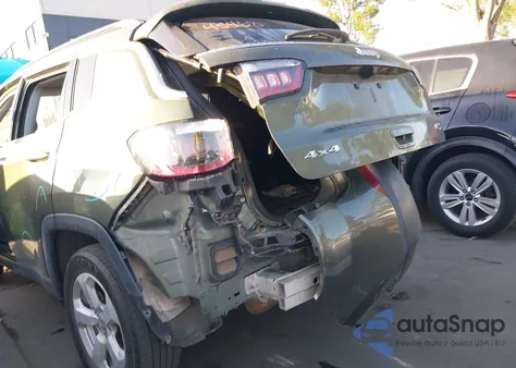 2021 Jeep Compass Latitude 4X4 from USA, damaged, VIN 3C4NJDBB9MT560746